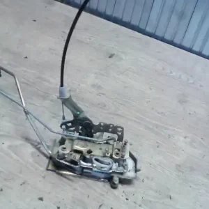 Szezonális akció HONDA Civic 2001.02.01-2003.12.31 Jobb első ajtó zárszerkezet mechanikus 3 ajtós bontott alkatrész