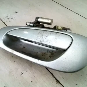 Gyors szállítás HONDA CIVIC 2004.01-2006.02 Bal hátsó külső kilincs bontott alkatrész