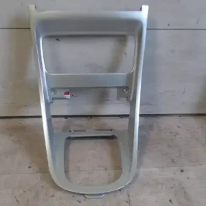 Korlátozott ajánlat HONDA CIVIC 2004.01-2006.02 Középkonzol keret bontott alkatrész