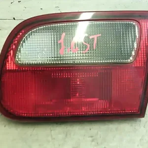 HONDA CIVIC 92-96 Jobb belső hátsó lámpa 3 ajtósbontott alkatrész Kihagyhatatlan ajánlat