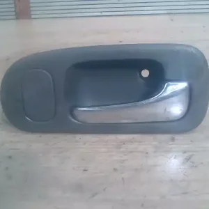 Akciós ár HONDA CIVIC 92-96 Jobb hátsó belső kilincs 5 ajtós bontott alkatrész