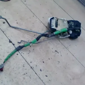 HONDA CIVIC 96-99 Bal első ajtó zárszerkezet központi záras bontott alkatrész Azonnal elérhető