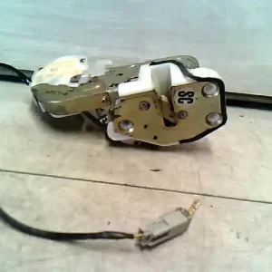 Ne maradj le HONDA CIVIC 96-99 Jobb első ajtó zárszerkezet központizáras 3 ajtós, központizáras bontott alkatrész