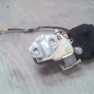 HONDA CIVIC 96-99 Bal hátsó ajtó zárszerkezet központi záras kombi bontott alkatrész Csak ma