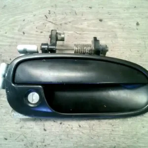 Korlátozott ajánlat HONDA CIVIC 96-99 Jobb első külső kilincs3 ajtós bontott alkatrész