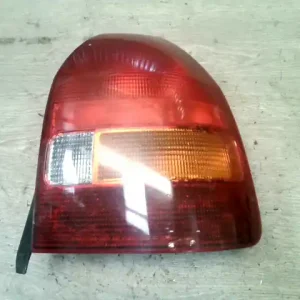 HONDA CIVIC 96-99 Jobb hátsó lámpa 3 ajtós bontott alkatrész Olcsóbb
