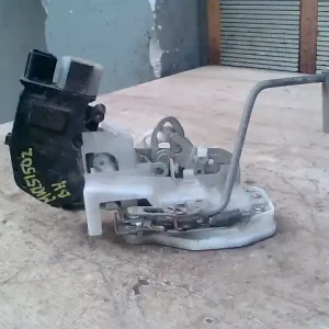 Nézd meg most HONDA HR-V 1999.01-2006.01 Bal hátsó ajtó zárszerkezet központi záras bontott alkatrész