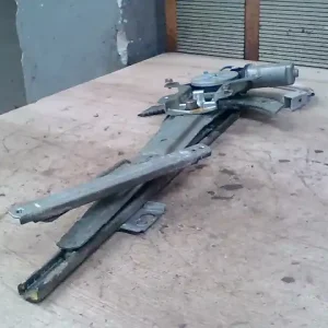 HONDA HR-V 1999.01-2006.01 Jobb első ablakemelő szerkezet elektromos 5 ajtós bontott alkatrész Azonnal elérhető