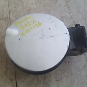 Kedvezményes ár HONDA JAZZ 02.01-08.09 Tankajtó bontott alkatrész