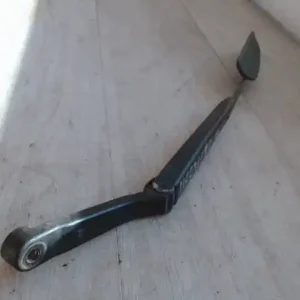 Azonnal elérhető HYUNDAI Accent 00-03 Ablaktörlő kar bal első bontott alkatrész