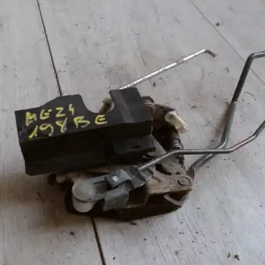 HYUNDAI Accent 00-03 Bal első ajtó zárszerkezet mechanikus 4 ajtós bontott alkatrész Újdonság