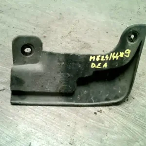 Prémium HYUNDAI Accent 00-03 Bal első sárvédő gumi bontott alkatrész