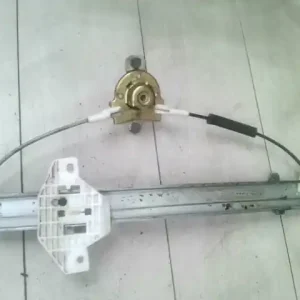 Utolsó esély HYUNDAI Accent 00-03 Bal hátsó ablakemelő szerkezet mechanikus 4 ajtós bontott alkatrész