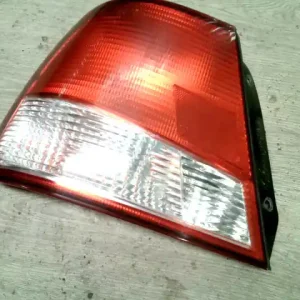 Kiárusítás HYUNDAI Accent 00-03 Bal hátsó lámpa bontott alkatrész