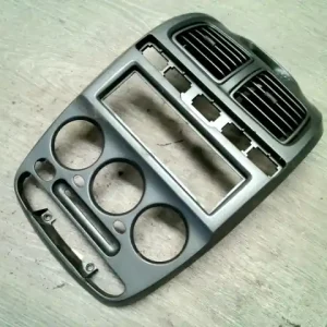 HYUNDAI Accent 00-03 Középkonzol keret bontott alkatrész Rendeld meg most