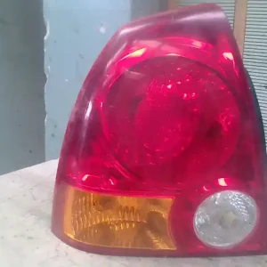 Akció HYUNDAI ACCENT 03-06 Bal hátsó lámpa 4 ajtós bontott alkatrész