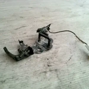 Kedvezmény HYUNDAI ACCENT 03-06 Csomagtérajtó zár ütköző sedan bontott alkatrész