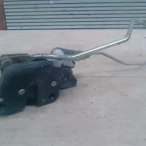 Alacsony ár HYUNDAI ACCENT 03-06 Jobb első ajtó zárszerkezet mechanikus 5 ajtós bontott alkatrész