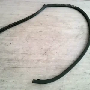 Azonnali szállítás HYUNDAI ACCENT 03-06 Jobb hátsó ablakvezető gumi sedan bontott alkatrész