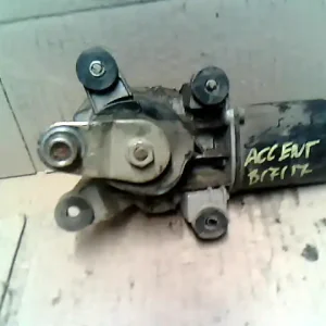 HYUNDAI ACCENT 94-97 Ablaktörlő motor első bontott alkatrész Árengedmény