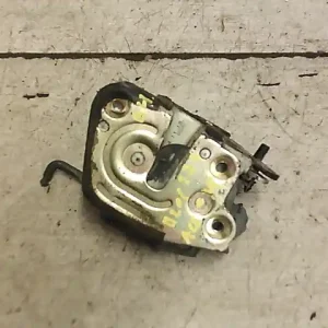 Akció HYUNDAI ACCENT 94-97 Bal hátsó ajtó zárszerkezet mechanikus mechanikusbontott alkatrész