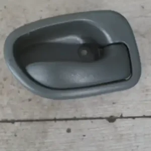 HYUNDAI ATOS Jobb hátsó belső kilincs bontott alkatrész Vedd meg most