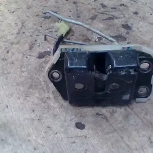 SUZUKI WagonR+ Csomagtér ajtó zárszerkezet bontott alkatrész Árengedmény