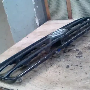 Csak ma SUZUKI WagonR+ Hűtőrács díszrács bontott alkatrész