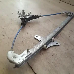 SUZUKI WagonR+ Jobb első ablakemelő szerkezet mechanikus bontott alkatrész Akciós ár