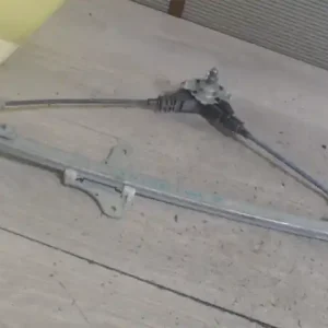 SUZUKI WagonR+ Jobb első ablakemelő szerkezet mechanikus bontott alkatrész Biztonságos fizetés