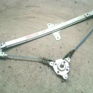 SUZUKI WagonR+ Jobb első ablakemelő szerkezet mechanikus 5 ajtós bontott alkatrész Legnépszerűbb