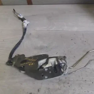 SUZUKI WagonR+ Jobb első ajtó zárszerkezet központizáras bontott alkatrész Vedd meg most