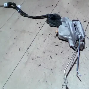 SUZUKI WagonR+ Jobb első ajtó zárszerkezet központizáras bontott alkatrész Gyors szállítás