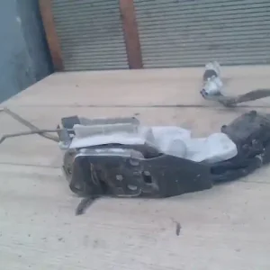 Vedd meg most SUZUKI WagonR+ Jobb első ajtó zárszerkezet központizáras bontott alkatrész