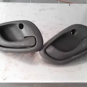 Akciós ár SUZUKI WagonR+ Jobb első belső kilincs bontott alkatrész