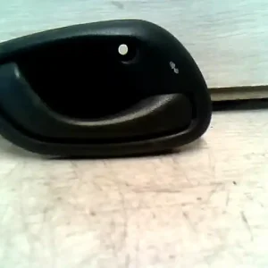 Szuper ajánlat SUZUKI WagonR+ Jobb első belső kilincs bontott alkatrész