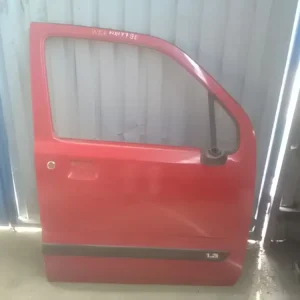 SUZUKI WagonR+ Jobb első ajtó. piros bontott alkatrész Kedvezményes ár
