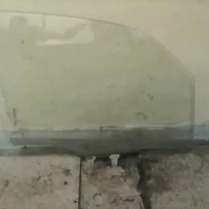 SUZUKI WagonR+ Jobb első ajtóüveg bontott alkatrész Árcsökkenés