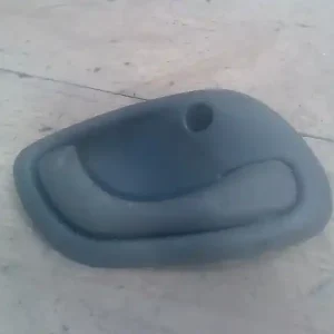 Vedd meg most SUZUKI WagonR+ Jobb első belső kilincs bontott alkatrész