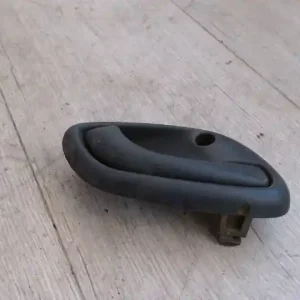 Akciós ár SUZUKI WagonR+ Jobb első belső kilincs bontott alkatrész