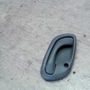 Korlátozott ajánlat SUZUKI WagonR+ Jobb első belső kilincs bontott alkatrész