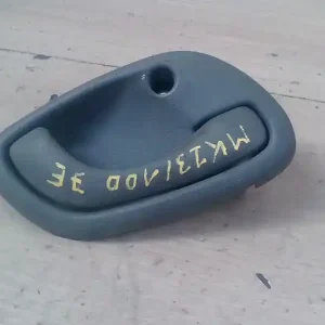 Szezonális akció SUZUKI WagonR+ Jobb első belső kilincs bontott alkatrész