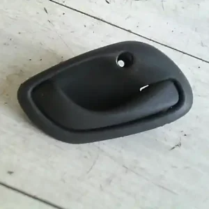 Outlet SUZUKI WagonR+ Jobb első belső kilincs bontott alkatrész