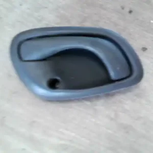 Újdonság SUZUKI WagonR+ Jobb első belső kilincs bontott alkatrész