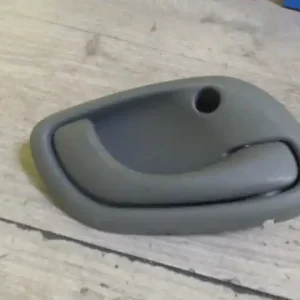 SUZUKI WagonR+ Jobb első belső kilincs bontott alkatrész Olcsóbb