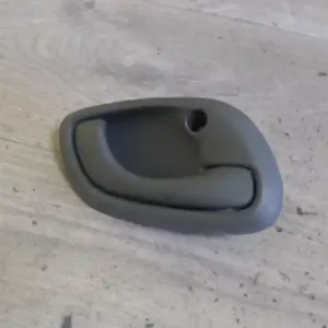 SUZUKI WagonR+ Jobb első belső kilincs bontott alkatrész Népszerű