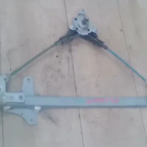 SUZUKI WagonR+ Jobb hátsó ablakemelő szerkezet mechanikus bontott alkatrész Alacsony ár