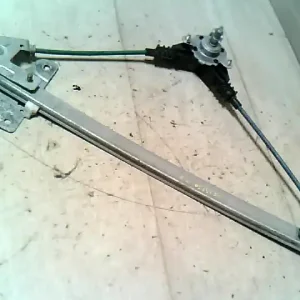 Nézd meg most SUZUKI WagonR+ Jobb hátsó ablakemelő szerkezet mechanikus bontott alkatrész