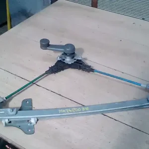 Ingyenes szállítás SUZUKI WagonR+ Jobb hátsó ablakemelő szerkezet mechanikus 5 ajtós bontott alkatrész