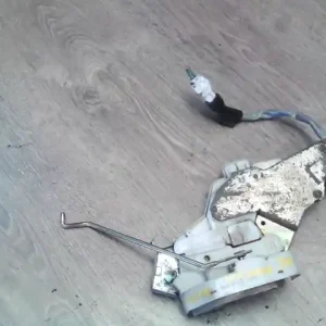 Szuper ajánlat SUZUKI WagonR+ Jobb hátsó ajtó zárszerkezet központi záras bontott alkatrész